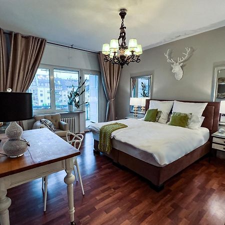 Big, Central And Charming Apartment On Schaafenstrasse Кёльн Экстерьер фото